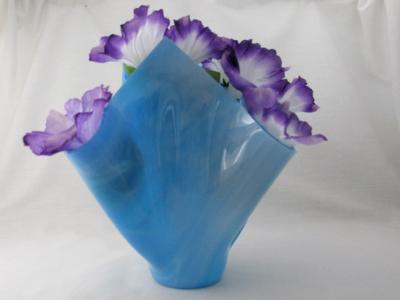 VA1179 - Sky Blue & White Streaky Centerpiece Vase