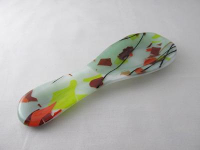 SR12099 - Lt. Green and White Steaky with "Autumn" Collage Small Spoon Rest